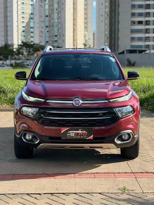 FIAT TORO 2.0 16V TURBO DIESEL VOLCANO 4WD AT9 FIAT TORO 2.0 16V TURBO DIESEL VOLCANO 4WD AT9